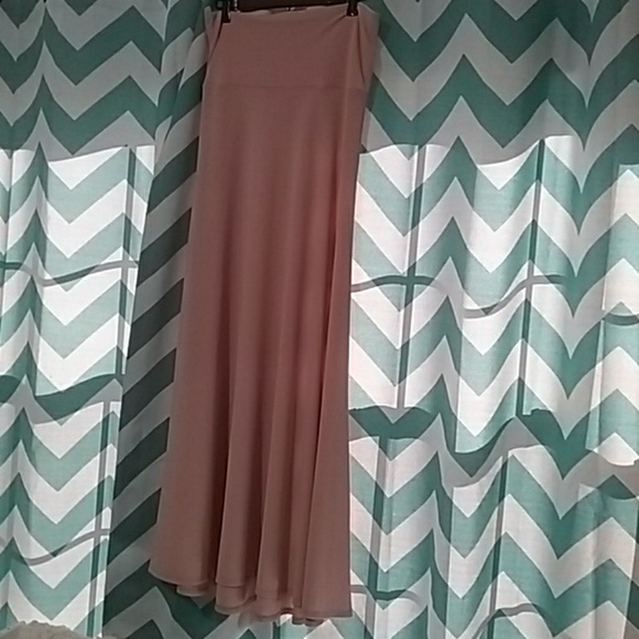 Blush pink LulaRoe maxi skirt - Picture 2 of 5